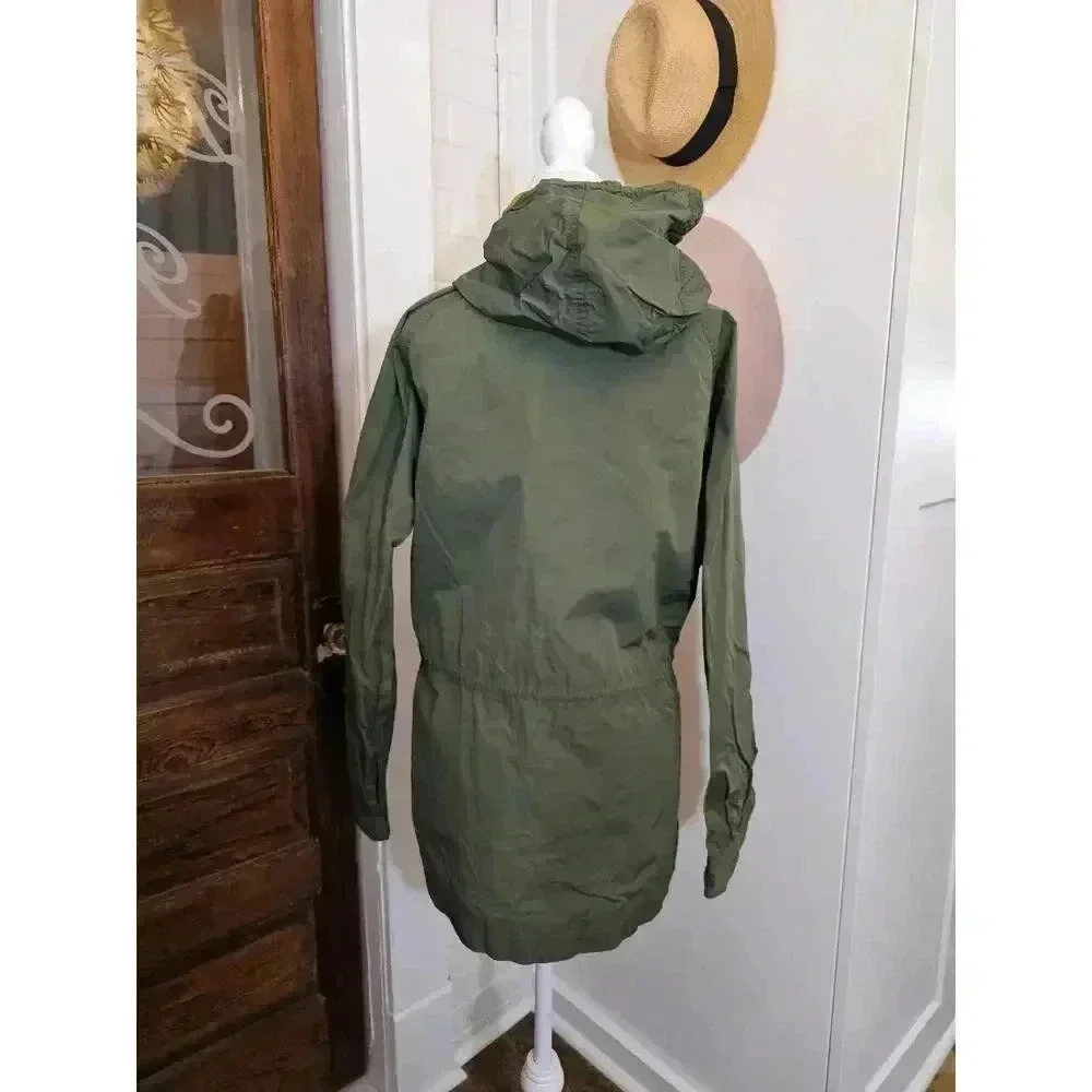 Eddie Bauer Women's Size M Olive Green Mountain Parka - Picture 2 of 8